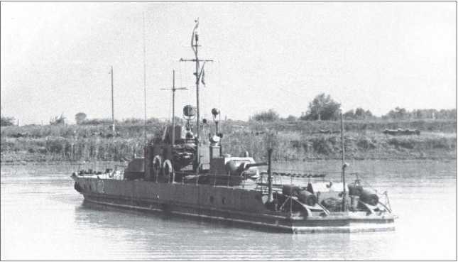 Иллюстрация к книге — Бронекатера Сталина. &quot;Речные танки&quot; Великой Отечественной [i_053.jpg]