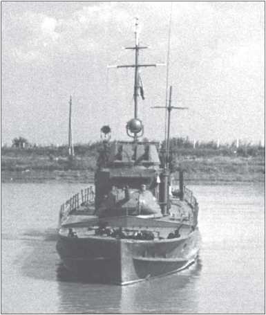 Иллюстрация к книге — Бронекатера Сталина. &quot;Речные танки&quot; Великой Отечественной [i_075.jpg]