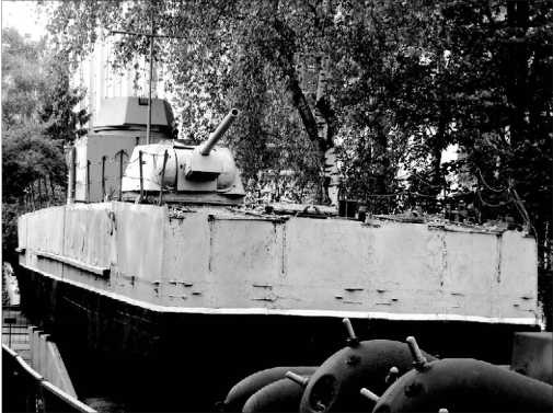 Иллюстрация к книге — Бронекатера Сталина. &quot;Речные танки&quot; Великой Отечественной [i_084.jpg]