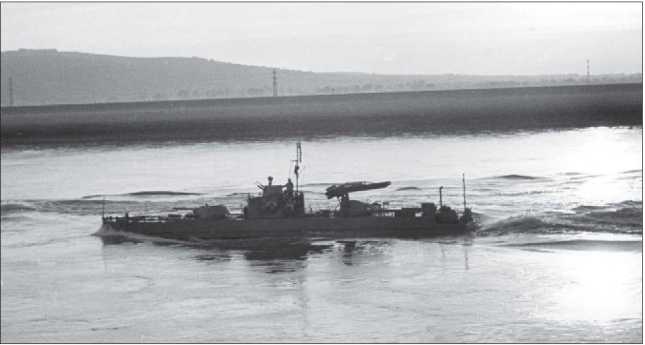 Иллюстрация к книге — Бронекатера Сталина. &quot;Речные танки&quot; Великой Отечественной [i_118.jpg]