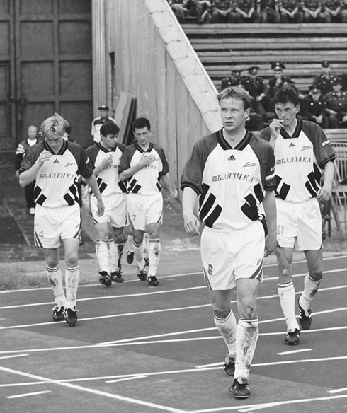 Иллюстрация к книге — Зенит. Новейшая история. 2.0 [i_015.jpg]