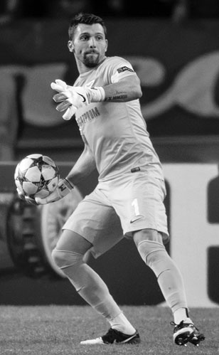 Иллюстрация к книге — Зенит. Новейшая история. 2.0 [i_213.jpg]