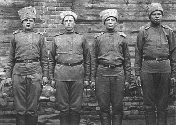 Иллюстрация к книге — Воспоминания командира батареи. Дивизионная артиллерия в годы Великой Отечественной войны. 1941-1945 [_02.jpg]