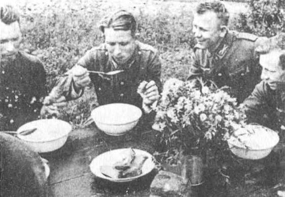 Иллюстрация к книге — Казаки. Между Гитлером и Сталиным [i_037.jpg]