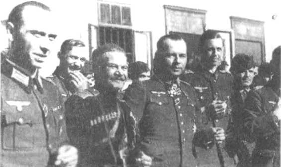 Иллюстрация к книге — Казаки. Между Гитлером и Сталиным [i_062.jpg]