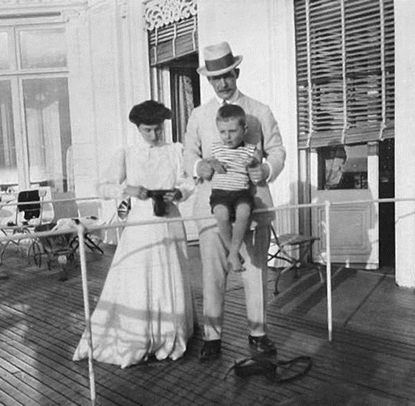 Иллюстрация к книге — Моей Матильде. Любовные письма и дневники Николая Второго [i_025.jpg]