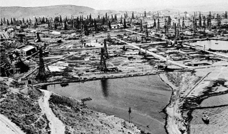 Иллюстрация к книге — Шпионаж и политика. Тайная хрестоматия [i_048.jpg]