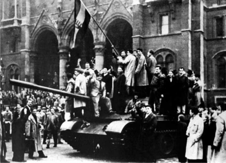 Иллюстрация к книге — Шпионаж и политика. Тайная хрестоматия [i_090.jpg]