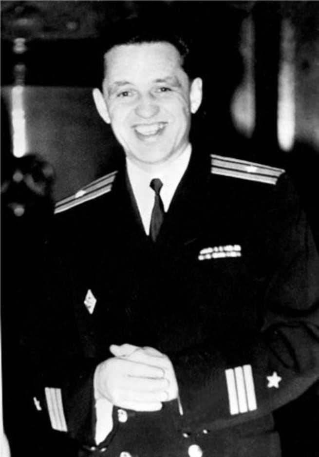 Иллюстрация к книге — Шпионаж и политика. Тайная хрестоматия [i_104.jpg]