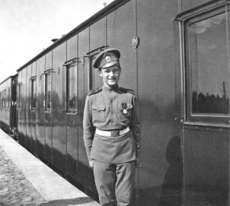 Иллюстрация к книге — Самые сенсационные материалы [_9.jpg]