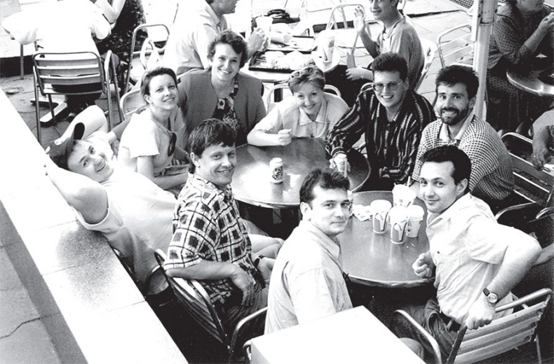 Иллюстрация к книге — Команда. Как строить побеждающую церковь вместе [_1.jpg]