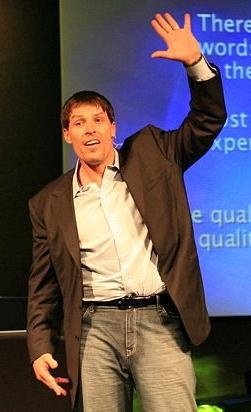 Иллюстрация к книге — Бизнес-тренер на миллион. Личный PR для бизнес-тренеров, ораторов, коучей [i_035.jpg]