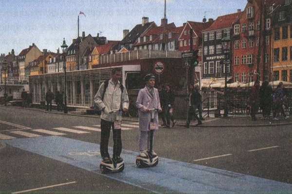 Иллюстрация к книге — Без машины? С удовольствием! Как сделать общественный транспорт привлекательным? [i_002.jpg]