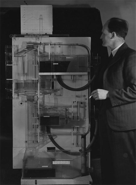 Иллюстрация к книге — ВВП. Краткая история, рассказанная с пиететом [i_001.jpg]