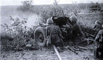 Иллюстрация к книге — От Сталинграда до Днепра [i_033.jpg]