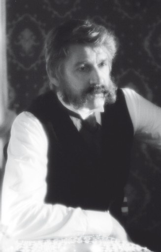 Иллюстрация к книге — Александр Абдулов. Хочу остаться легендой [i_050.jpg]