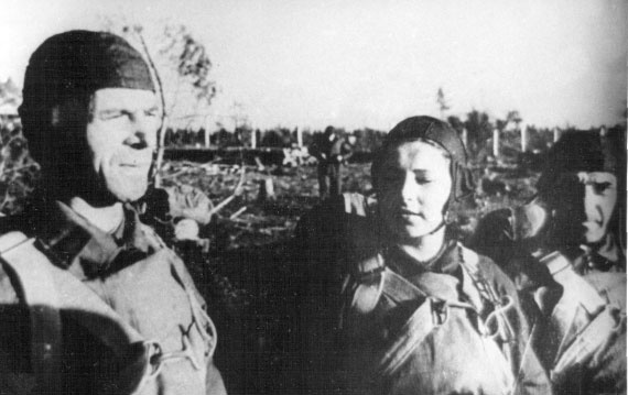 Иллюстрация к книге — Диверсанты. Легенда Лубянки - Павел Судоплатов [i_041.jpg]