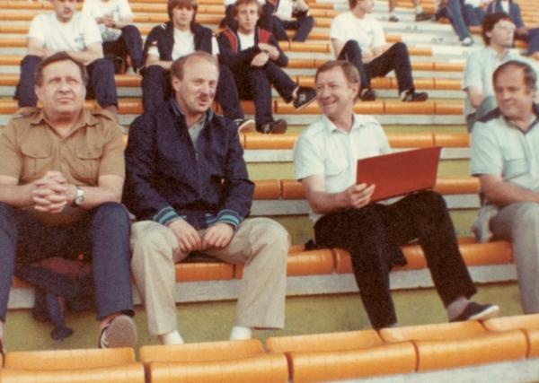 Иллюстрация к книге — Больше, чем футбол. Правдивая история: взгляд изнутри на спорт №1 [_02.jpg]