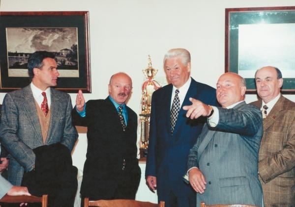 Иллюстрация к книге — Больше, чем футбол. Правдивая история: взгляд изнутри на спорт №1 [_05.jpg]