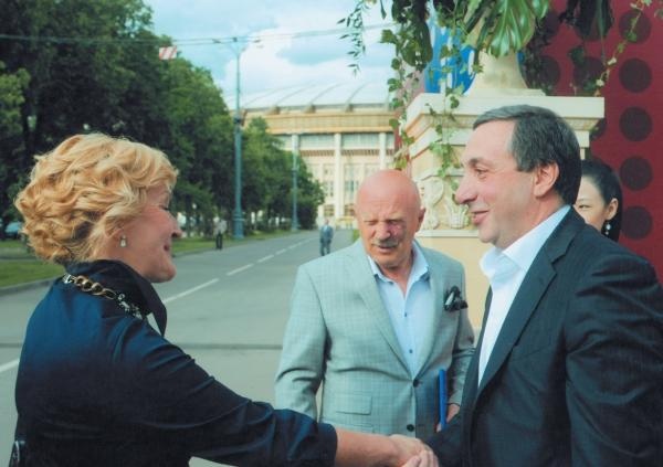 Иллюстрация к книге — Больше, чем футбол. Правдивая история: взгляд изнутри на спорт №1 [_19.jpg]