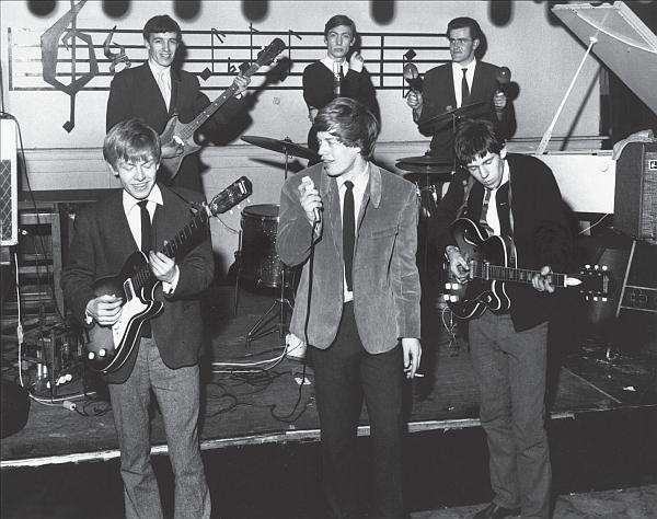 Иллюстрация к книге — Мик Джаггер. Великий и ужасный [_05.jpg]