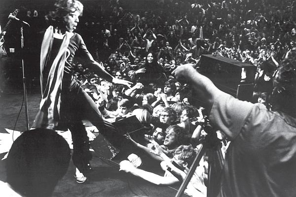 Иллюстрация к книге — Мик Джаггер. Великий и ужасный [_13.jpg]