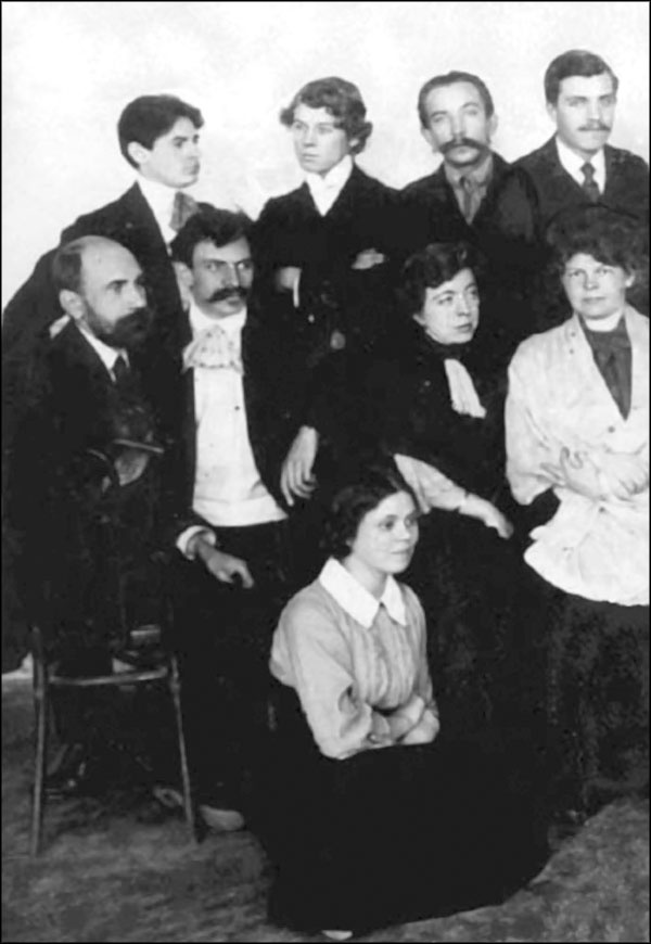 Иллюстрация к книге — Любящий Вас Сергей Есенин [_085.jpg]