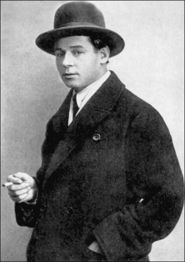 Иллюстрация к книге — Любящий Вас Сергей Есенин [_157.jpg]