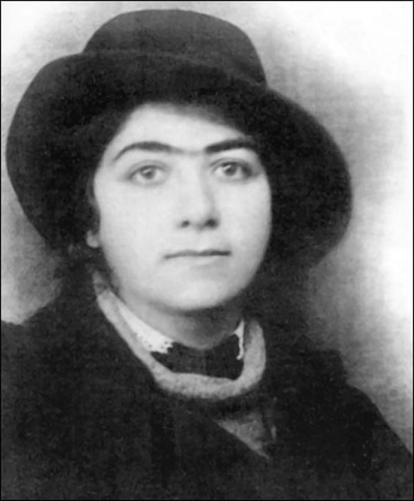 Иллюстрация к книге — Любящий Вас Сергей Есенин [_169.jpg]