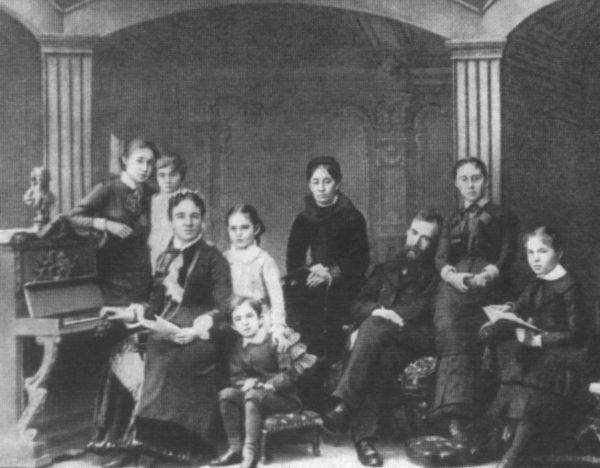 Иллюстрация к книге — Третьяков [i_013.jpg]