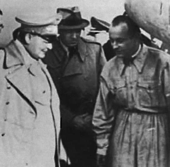 Иллюстрация к книге — Все авиа-шедевры Мессершмитта. Взлет и падение Люфтваффе [i_077.jpg]