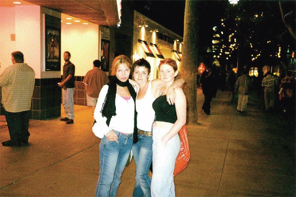 Иллюстрация к книге — Оно того стоило. Моя настоящая и невероятная история. Часть I. Две жизни [_14.jpg]