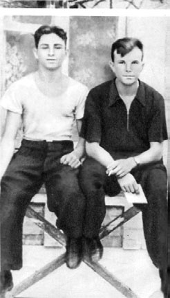 Иллюстрация к книге — Юрий Гагарин. Человек-легенда [i_029.jpg]