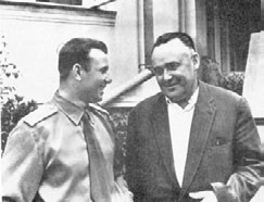 Иллюстрация к книге — Юрий Гагарин. Человек-легенда [i_064.jpg]