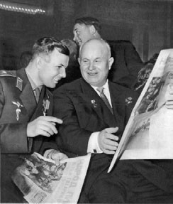 Иллюстрация к книге — Юрий Гагарин. Человек-легенда [i_086.jpg]