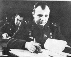 Иллюстрация к книге — Юрий Гагарин. Человек-легенда [i_176.jpg]