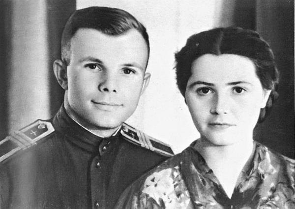 Иллюстрация к книге — Юрий Гагарин. Человек-легенда [i_234.jpg]