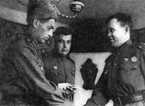 Иллюстрация к книге — Танковые рейды 1941-1945 [i_040.jpg]