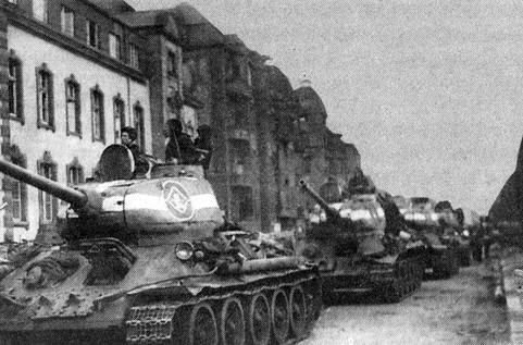 Иллюстрация к книге — Танковые рейды 1941-1945 [i_079.jpg]