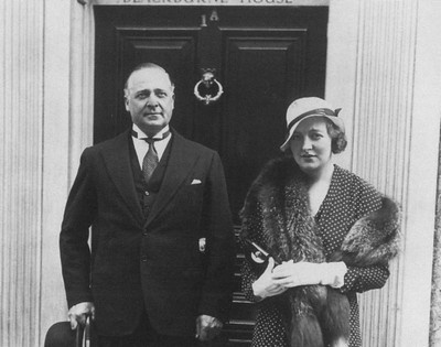 Иллюстрация к книге — Диана Спенсер [i_003.jpg]