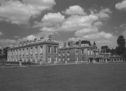 Иллюстрация к книге — Диана Спенсер [i_009.jpg]