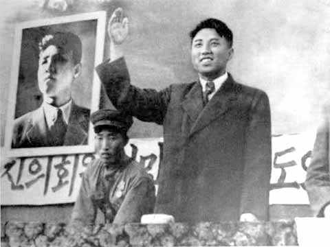 Иллюстрация к книге — Ким Ир Сен [i_018.jpg]