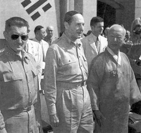 Иллюстрация к книге — Ким Ир Сен [i_039.jpg]