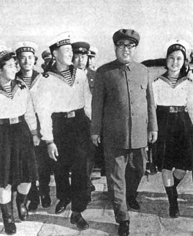 Иллюстрация к книге — Ким Ир Сен [i_047.jpg]