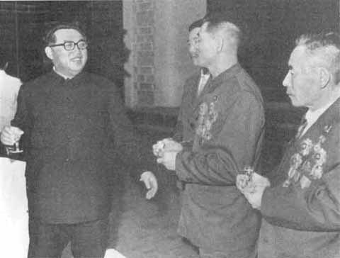 Иллюстрация к книге — Ким Ир Сен [i_050.jpg]