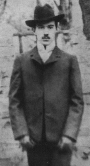 Иллюстрация к книге — Александр Беляев [i_006.jpg]