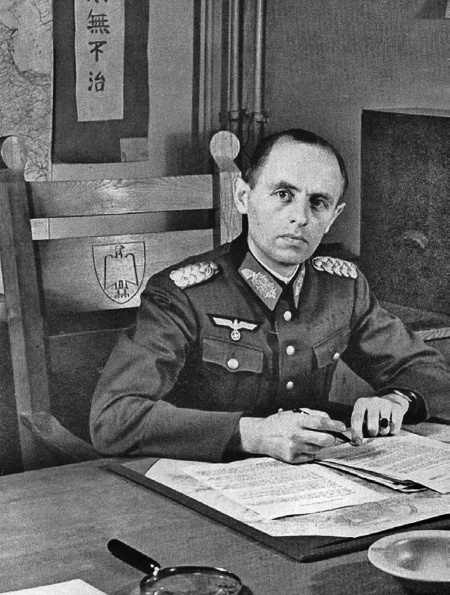 Иллюстрация к книге — Войны прошлого и будущего [i_007.jpg]