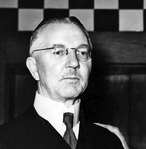 Иллюстрация к книге — Войны прошлого и будущего [i_024.jpg]