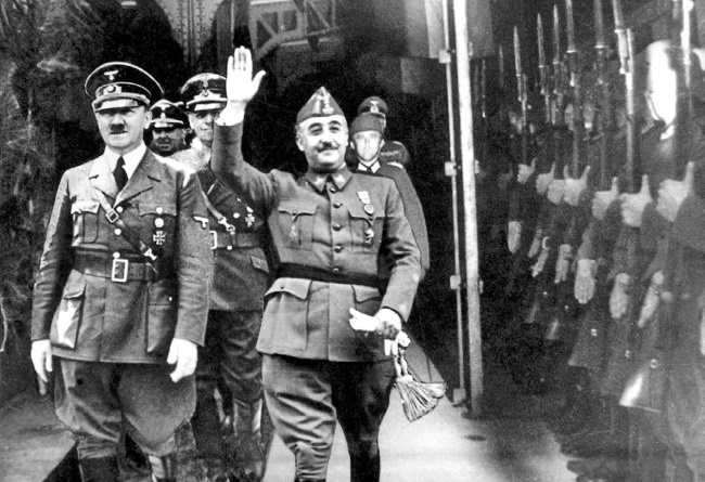 Иллюстрация к книге — Войны прошлого и будущего [i_025.jpg]