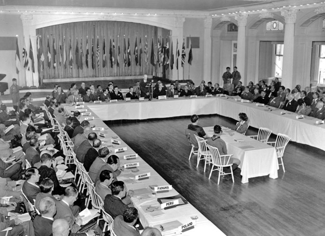 Иллюстрация к книге — Войны прошлого и будущего [i_028.jpg]